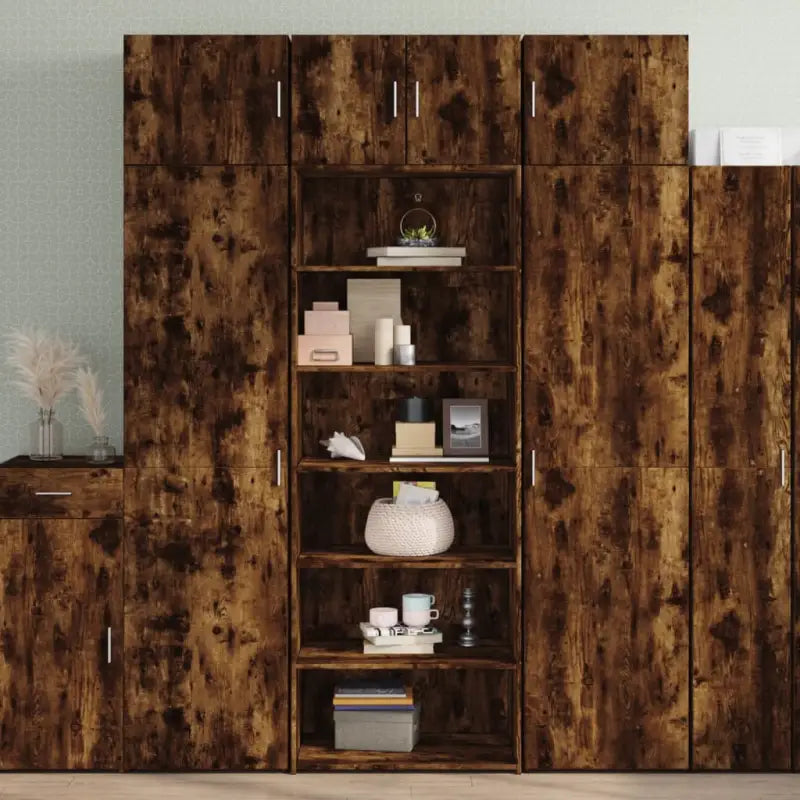 Hoge kast van bewerkt hout voor een stijlvolle inrichting - Gerookt eiken / 1 - Dressoirs & buffetkasten