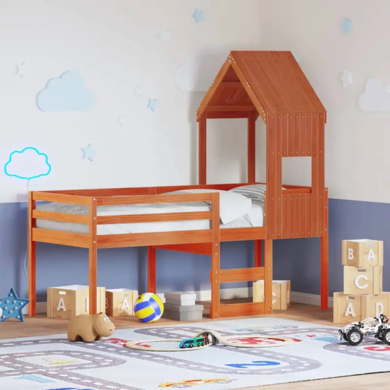 Hoogslaper van massief grenenhout met open zijdeur voor kleine kamers - Wasbruin / 90 x 190 cm - Bedden & bedframes