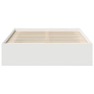 Houten bedframe met multiplex lattenbodem voor een moderne slaapkamer - Bedden & bedframes