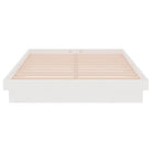 Houten bedframe van massief grenenhout voor een goede nachtrust - Bedden & bedframes