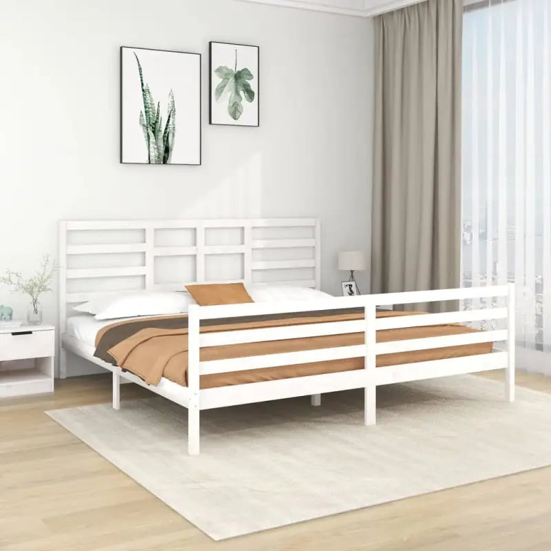 Houten bedframe van massief grenenhout voor een moderne slaapkamer - Wit / 200 x 200 cm - Bedden & bedframes