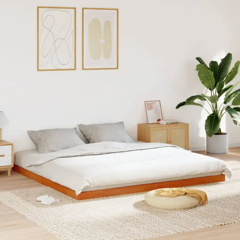 Houten bedframe van massief grenenhout voor een moderne slaapkamer - Wasbruin / 200 x 200 cm - Bedden & bedframes