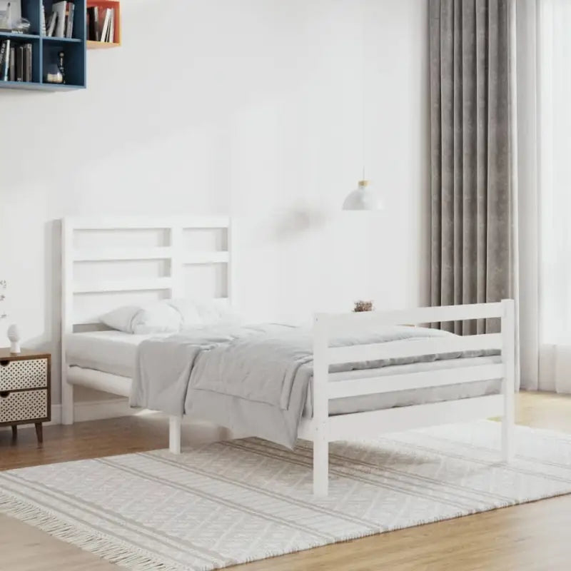Houten bedframe van massief grenenhout voor een moderne slaapkamer - Bedden & bedframes