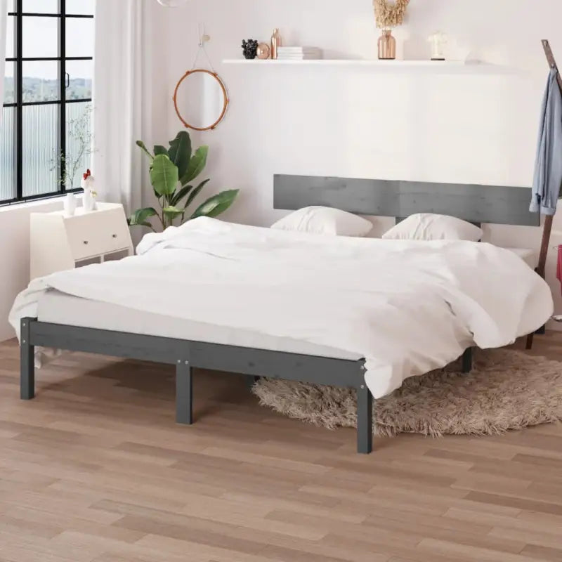 Houten bedframe van massief grenenhout voor een moderne slaapkamer - Grijs / 120 x 190 cm - Bedden & bedframes