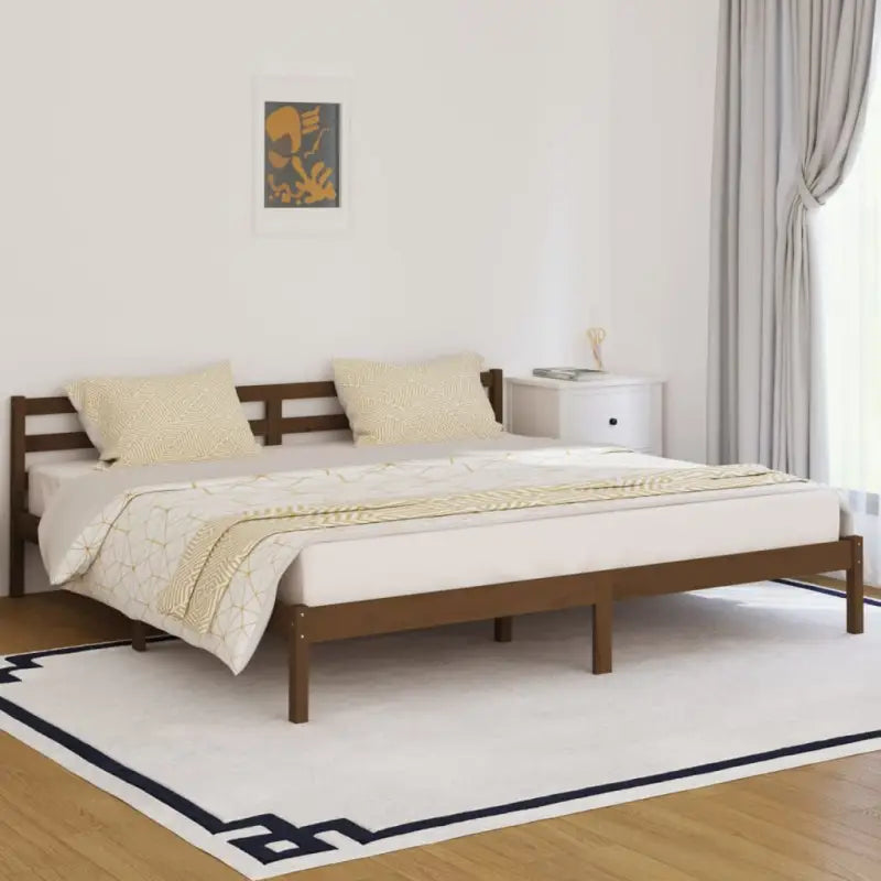 Houten bedframe van massief grenenhout voor een moderne slaapkamer - Honingbruin / 200 x 200 cm - Bedden & bedframes