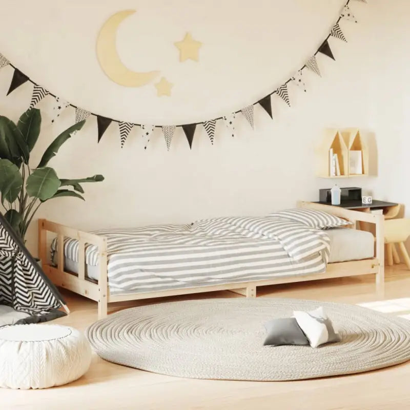Houten kinderbedframe van massief grenenhout met tijdloos design - Naturel / 90 x 200 cm - Peuter- & kinderbedden