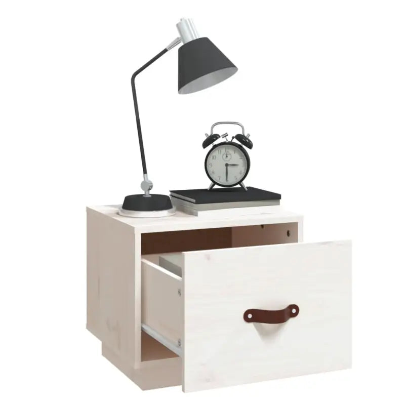 Houten nachtkastjes van massief grenenhout voor een elegant interieur - Nachtkastjes