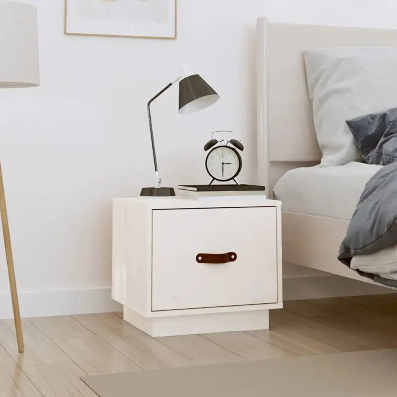 Houten nachtkastjes van massief grenenhout voor een elegant interieur - Wit / 1 - Nachtkastjes