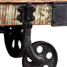 Houten salontafel met gerecycled hout en ijzeren wielen in industriële stijl - Salontafels