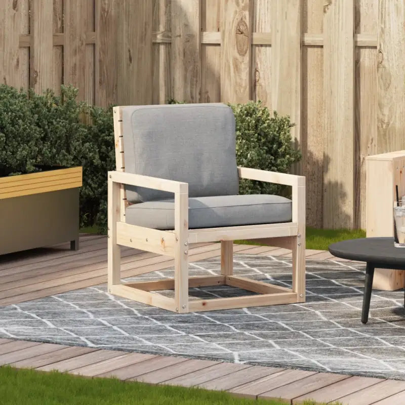 Houten tuinstoel van massief grenenhout voor in de tuin of op het terras - Tuinstoelen