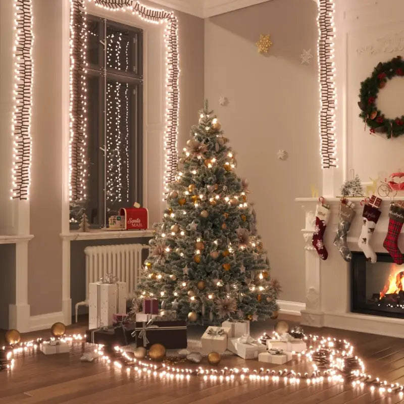 Kerstverlichting met een totale lengte van 11 meter en 1000 LED’s - Warmwit en donkergroen / 7.4 m / 1