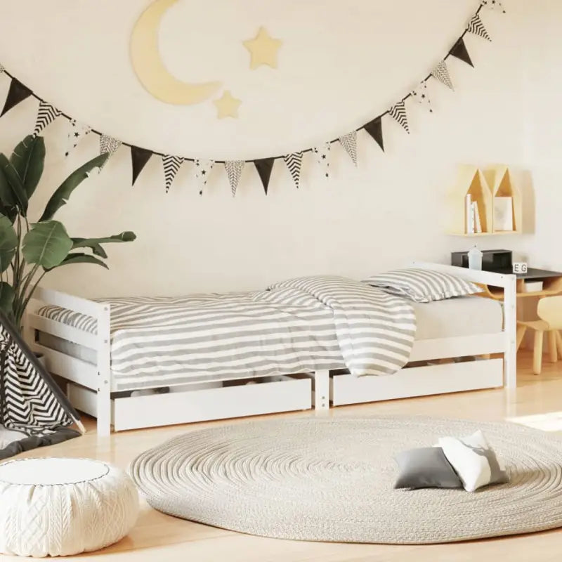 Kinderbed van massief grenenhout met elegant en tijdloos design - Wit / 80 x 200 cm - Peuter- & kinderbedden