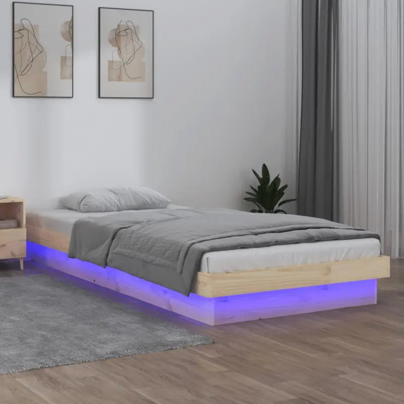Klassiek bedframe van massief grenenhout met kleurrijke LED’s - Bedden & bedframes