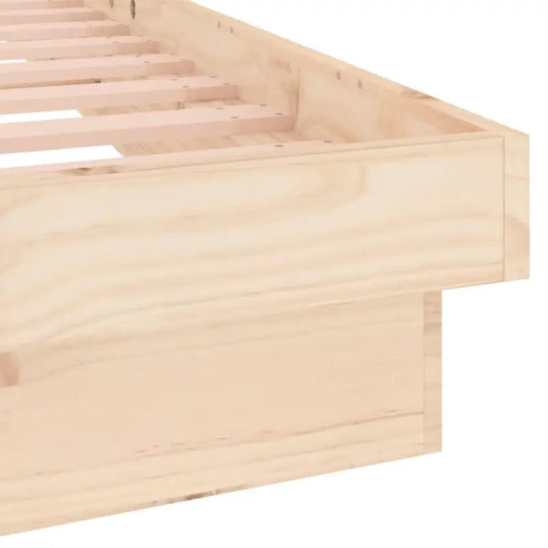 Klassiek bedframe van massief grenenhout met kleurrijke LED’s - Bedden & bedframes