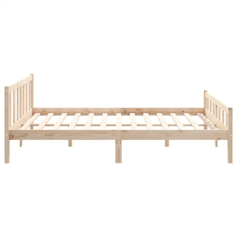 Klassiek bedframe van massief grenenhout voor een tijdloze slaapkamer uitstraling - Bedden & bedframes