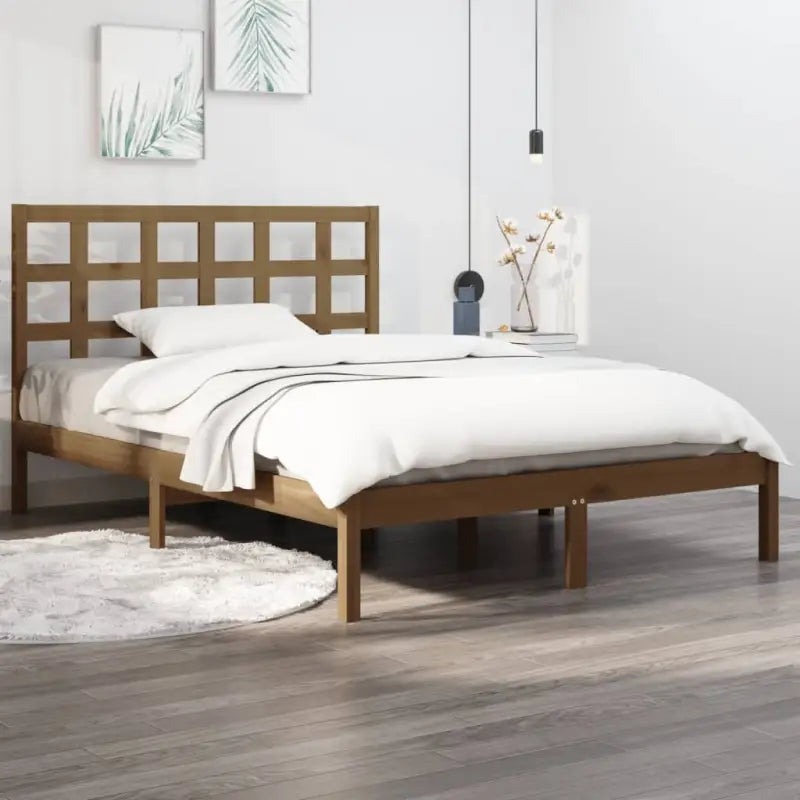 Klassiek bedframe van massief grenenhout voor een tijdloze slaapkamer uitstraling - Honingbruin / 200 x 200 cm - Bedden