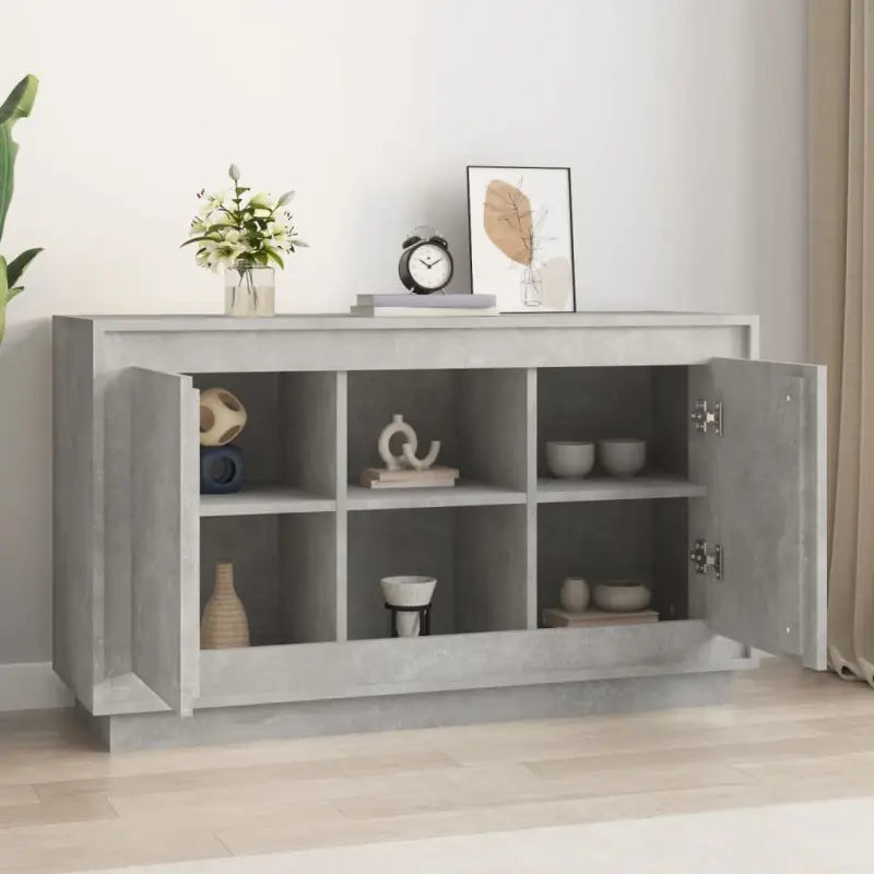 Klassiek dressoir van bewerkt hout met tijdloze uitstraling - Dressoirs & buffetkasten