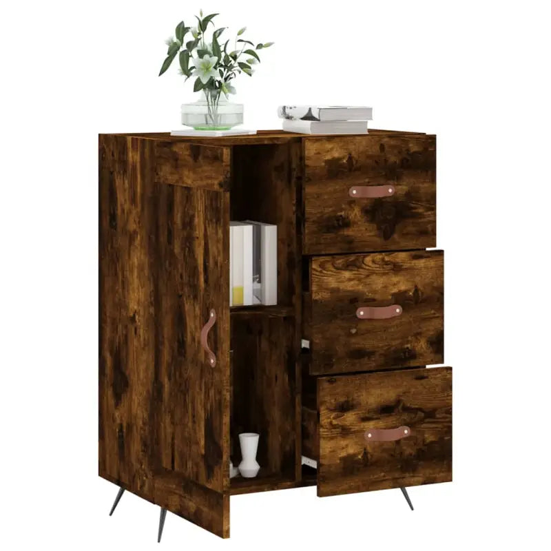Klassiek dressoir van bewerkt hout met tijdloze uitstraling - Dressoirs & buffetkasten