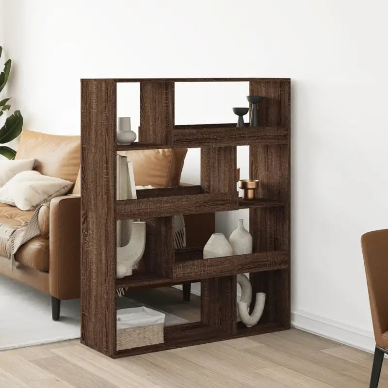 Klassiek kamerscherm van bewerkt hout voor decoratie en praktische gebruik - Boekenkasten