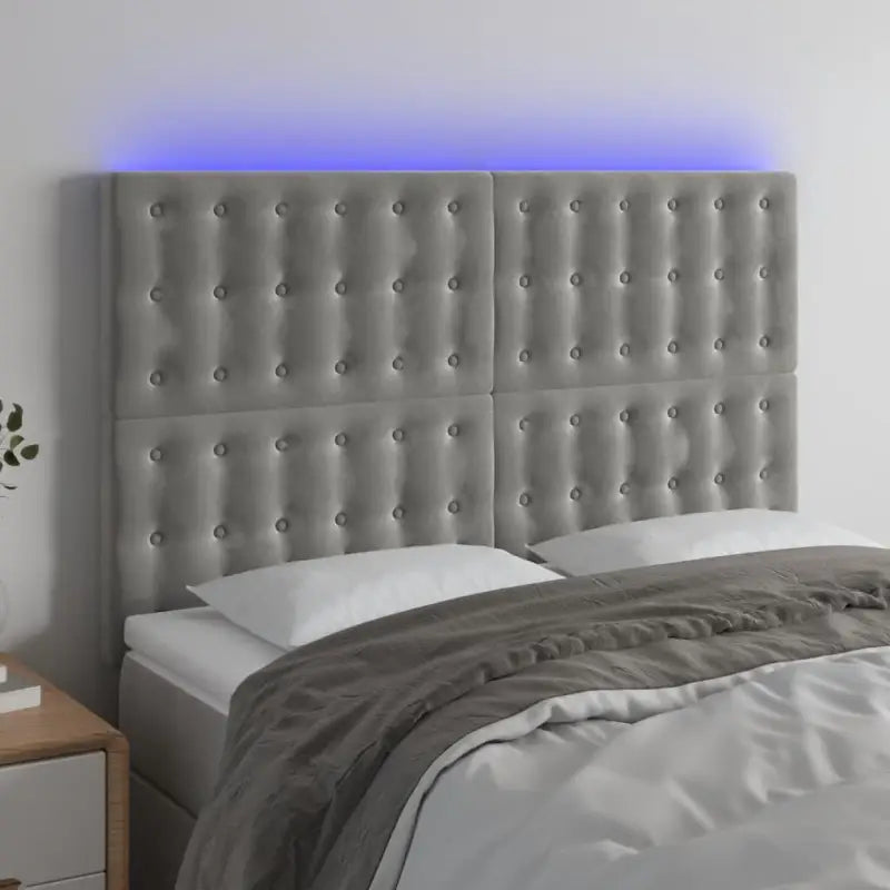 Klassiek LED Hoofdbord voor een Modern Slaapkamergevoel - Lichtgrijs / 144 x 5 x 118/128 cm / 1 - Hoofdborden