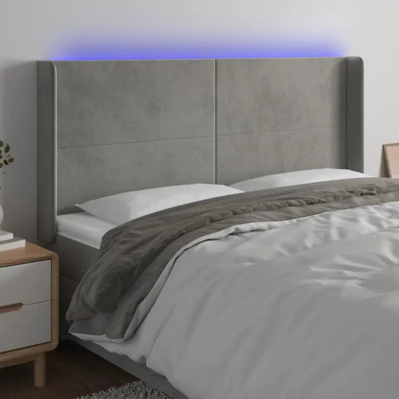 Klassiek LED-hoofdbord voor een moderne slaapkamer uitstraling - Lichtgrijs / 203 x 16 x 118/128 cm / 1 - Hoofdborden