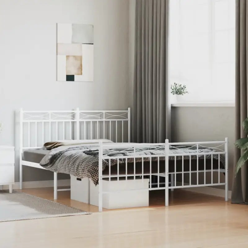 Klassiek metalen bedframe met extra opbergruimte en metalen latten - Wit / 140 x 190 cm / met hoofdbord & voetbord