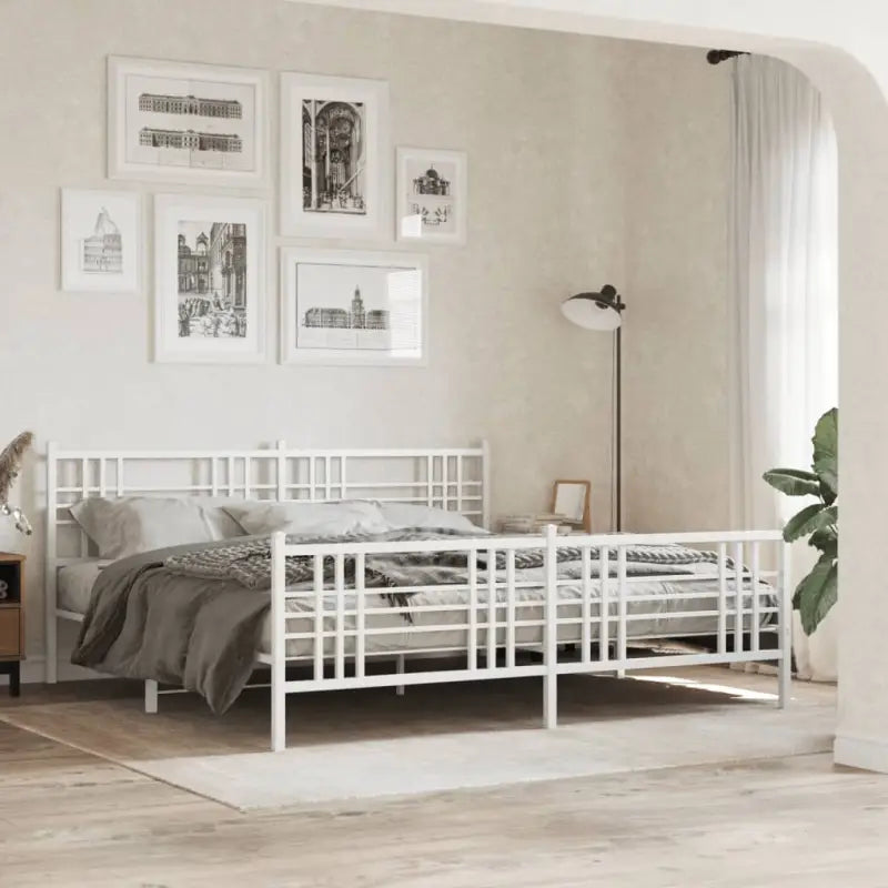 Klassiek metalen bedframe met extra opbergruimte en metalen latten - Wit / 183 x 213 cm / met hoofdbord & voetbord