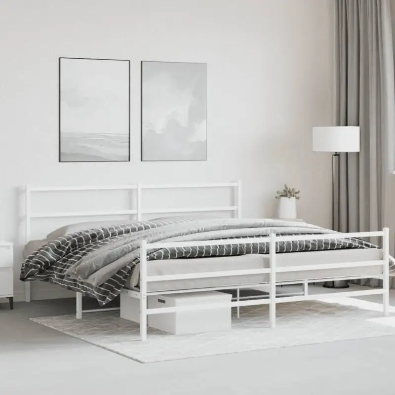 Klassiek metalen bedframe met extra opbergruimte en metalen latten - Wit / 200 x 200 cm / met hoofdbord & voetbord