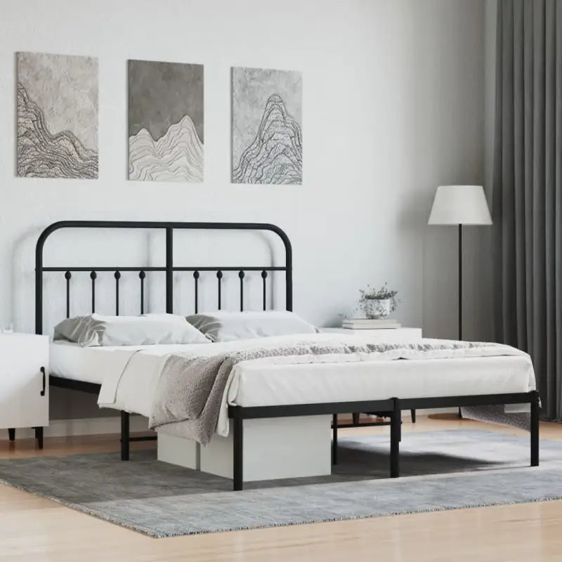 Klassiek metalen bedframe met extra opbergruimte en metalen latten - Zwart / 140 x 190 cm / met hoofdbord - Bedden &