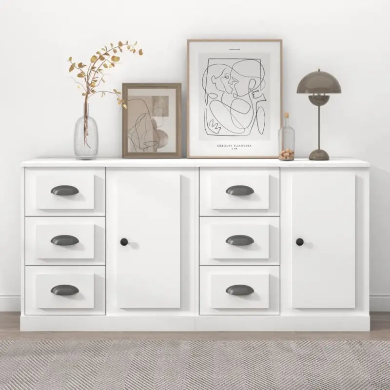Klassieke Dressoirs van Bewekt Hout met Tijdloze Look - Dressoirs & buffetkasten