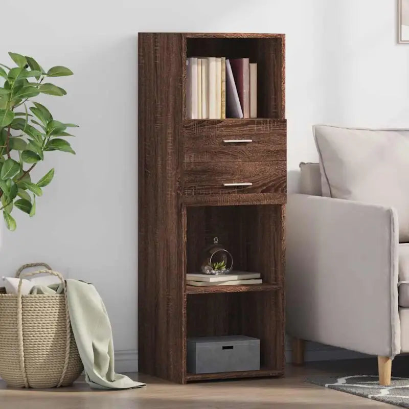 Klassieke hoge kast van bewerkt hout voor elegant interieur - bruin eikenkleur / 1 - Dressoirs & buffetkasten
