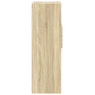 Klassieke hoge kast van bewerkt hout voor elegant interieur - Dressoirs & buffetkasten