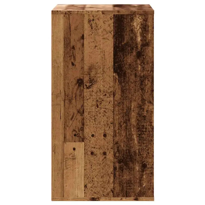 Klassieke ladekast van bewerkt hout met tijdloze uitstraling - Commodes & ladekasten