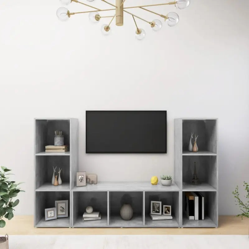 Klassieke TV-meubel van bewerkt hout voor een stijlvolle woonkamer - Tv-meubels