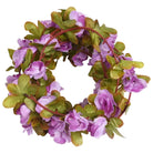 Kransen en Slingers met Bloemen voor een Romantische Kerstsfeer - Kransen en slingers