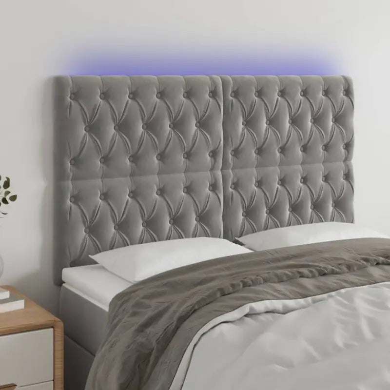 LED hoofdbord voor een modern en stijlvol slaapkameruitzicht - Lichtgrijs / 144 x 7 x 118/128 cm / 1 - Hoofdborden
