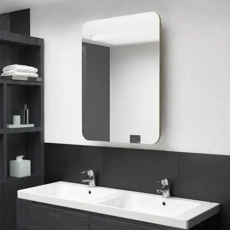 LED Wandspiegelkast voor een moderne en gezellige badkamer sfeer - Badkamerkaptafels