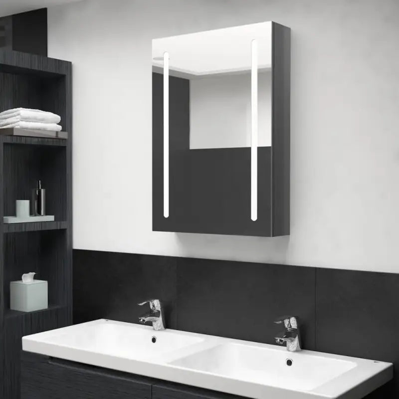 LED-Wandspiegelkast voor een moderne en sfeervolle badkamer - Glanzend grijs / 50 x 13 x 70 cm / 1 - Badkamerkaptafels