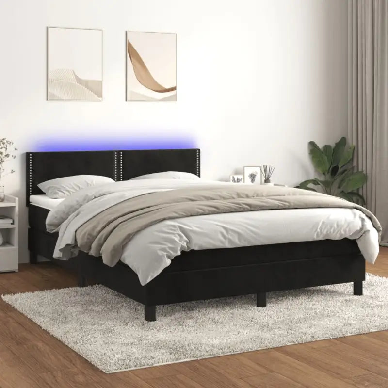 Lichtgrijs boxspring met fluweel materiaal en schuim vulling - Bedden & bedframes