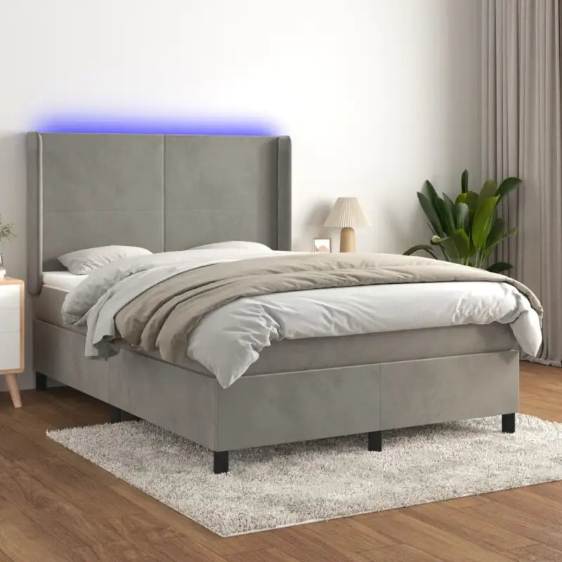 Lichtgrijs materiaal boxspring met schuim vulling voor een rustgevende slaap - Lichtgrijs / 140 x 190 cm / Effen