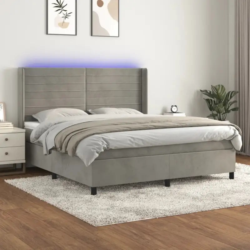Lichtgrijs materiaal boxspring met schuim vulling voor een rustgevende slaap - Lichtgrijs / 160 x 200 cm / horizontale