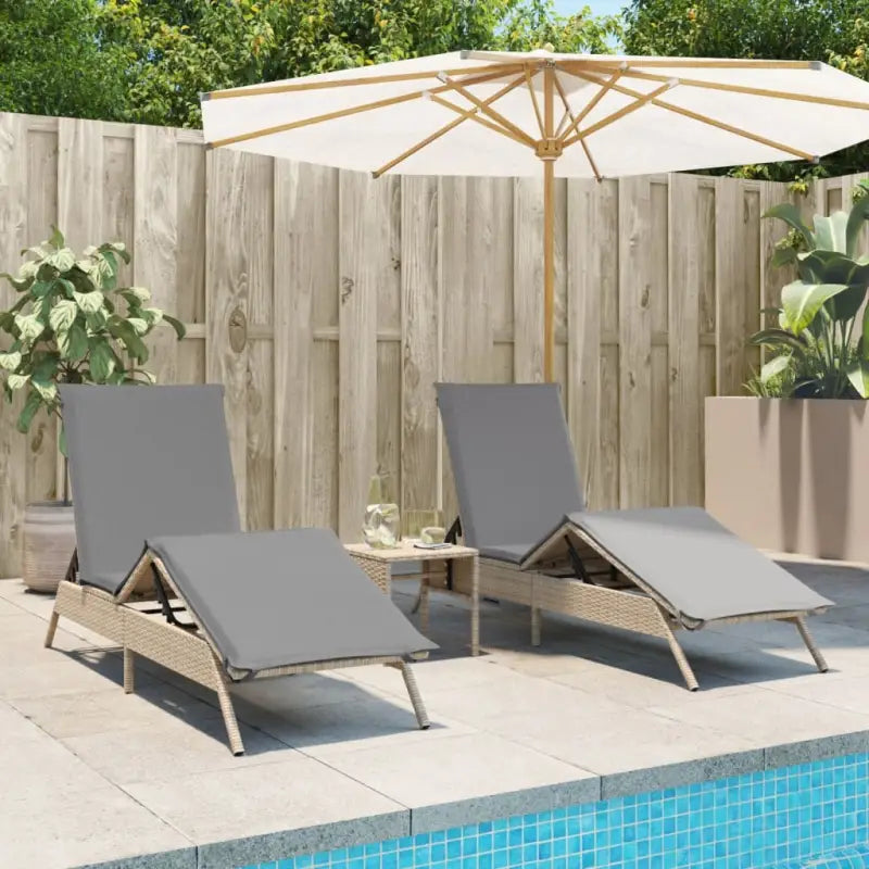 Ligstoel met poly rattan en verstelbare posities voor ultiem comfort - Beige en grijs / 2 - Ligstoelen