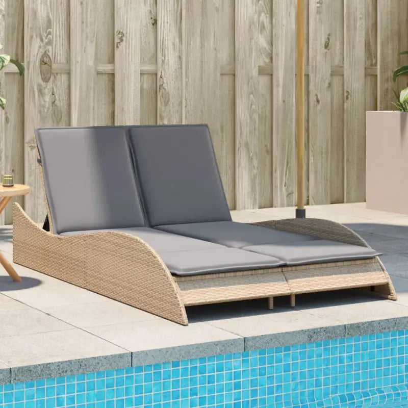 Ligstoel van poly rattan voor een comfortabele zitervaring met wasbare hoes - Beige en grijs / 114 x 205 x 73 cm / 1