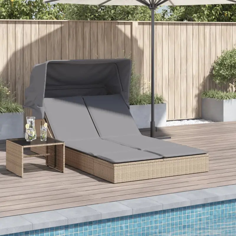 Ligstoel voor twee met poly rattan en uitschuifbare luifel voor comfortabele zitervaring - Beige en grijs / 1