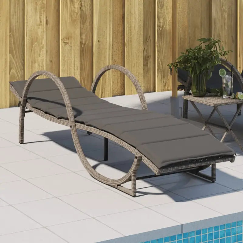 Ligtstoel met verstelbare rugleuning en poly rattan voor buitenplezier - Grijs / 1 - Ligstoelen