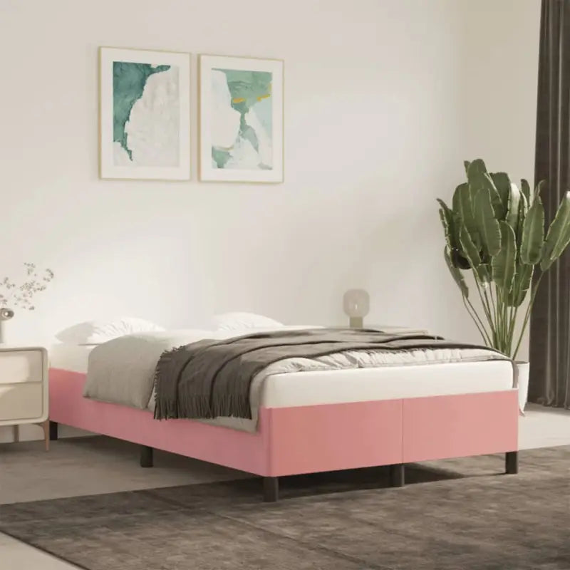 Luxe bedframe met multiplex lattenbodem en zachte fluwelen bekleding - Bedden & bedframes