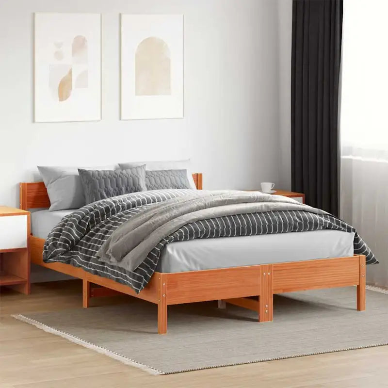 Massief Grenenhout Bedframe met multiplex lattenbodem voor uitstekende ondersteuning - Bruin / 140 x 200 cm - Bedden &