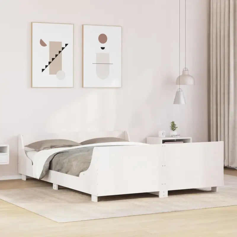 Massief grenenhout bedframe voor een moderne slaapkamer uitstraling - Wit / 140 x 190 cm - Bedden & bedframes