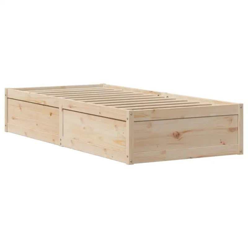 Massief grenenhout bedframe voor een natuurlijke en comfortabele slaapkamer - Bedden & bedframes