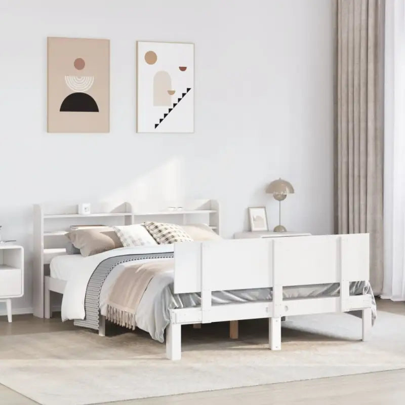 Massief Grenenhouten Bedframe voor een Natuurlijke en Decoratieve Slaapkamer - Wit / 140 x 190 cm - Bedden & bedframes
